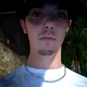 Meet your Posher, Joshua